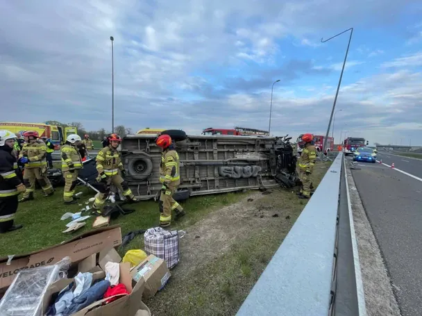 У Польщі перекинувся мікроавтобус з українцями. / © rmf24.pl