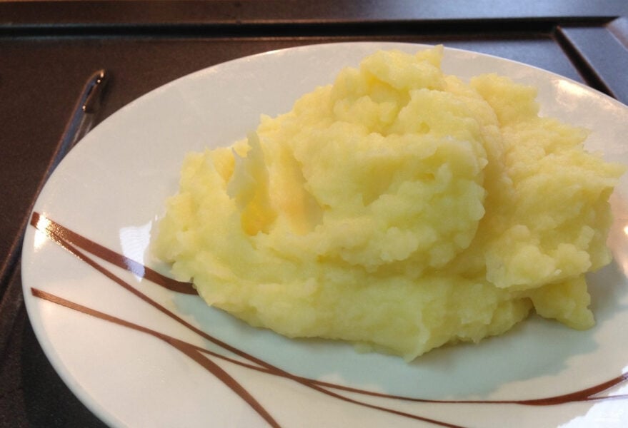 Як приготувати картопляне пюре без використання товкучки – народні лайфхаки у допомогу