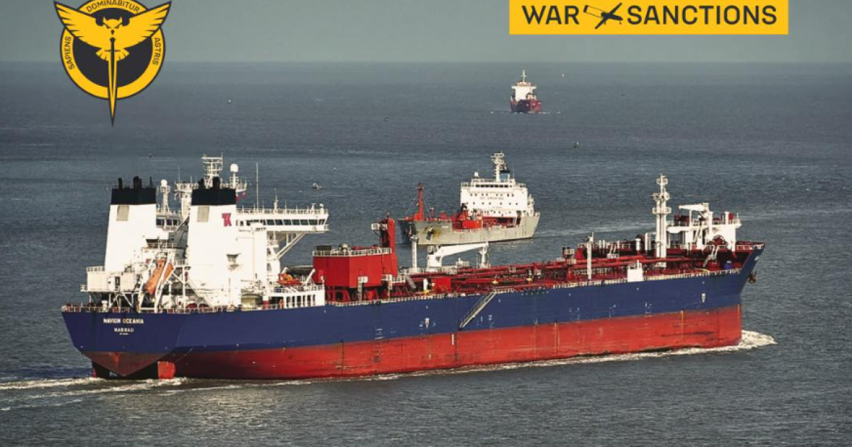 У Середземному морі вибухнув російський танкер